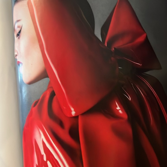 "Collectors" Harper's Bazaer Magazine (Rhianna) 2020 lssue - Picture 9 of 12